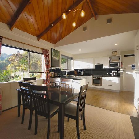 Birdsong Villa Picton Exterior photo